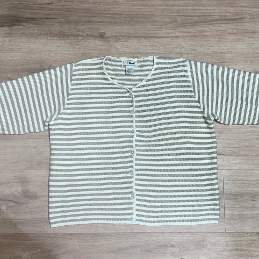 L.L. Bean 100% Cotton Women’s Medium Taupe/Cream Striped Button Up Sweater. USA